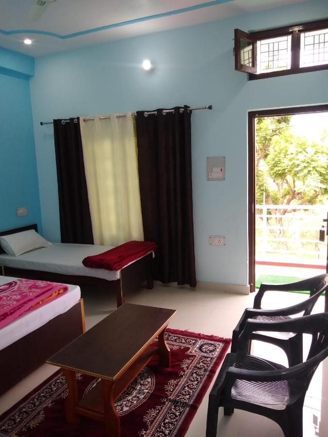 Hotel Vikram Palace Barkot Exterior photo
